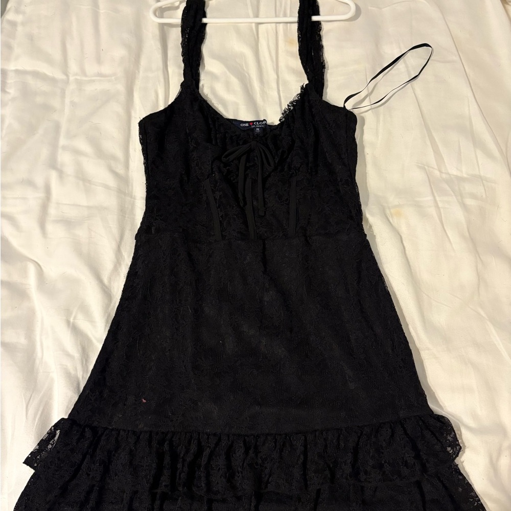 Elegant Black Lace Nightgown